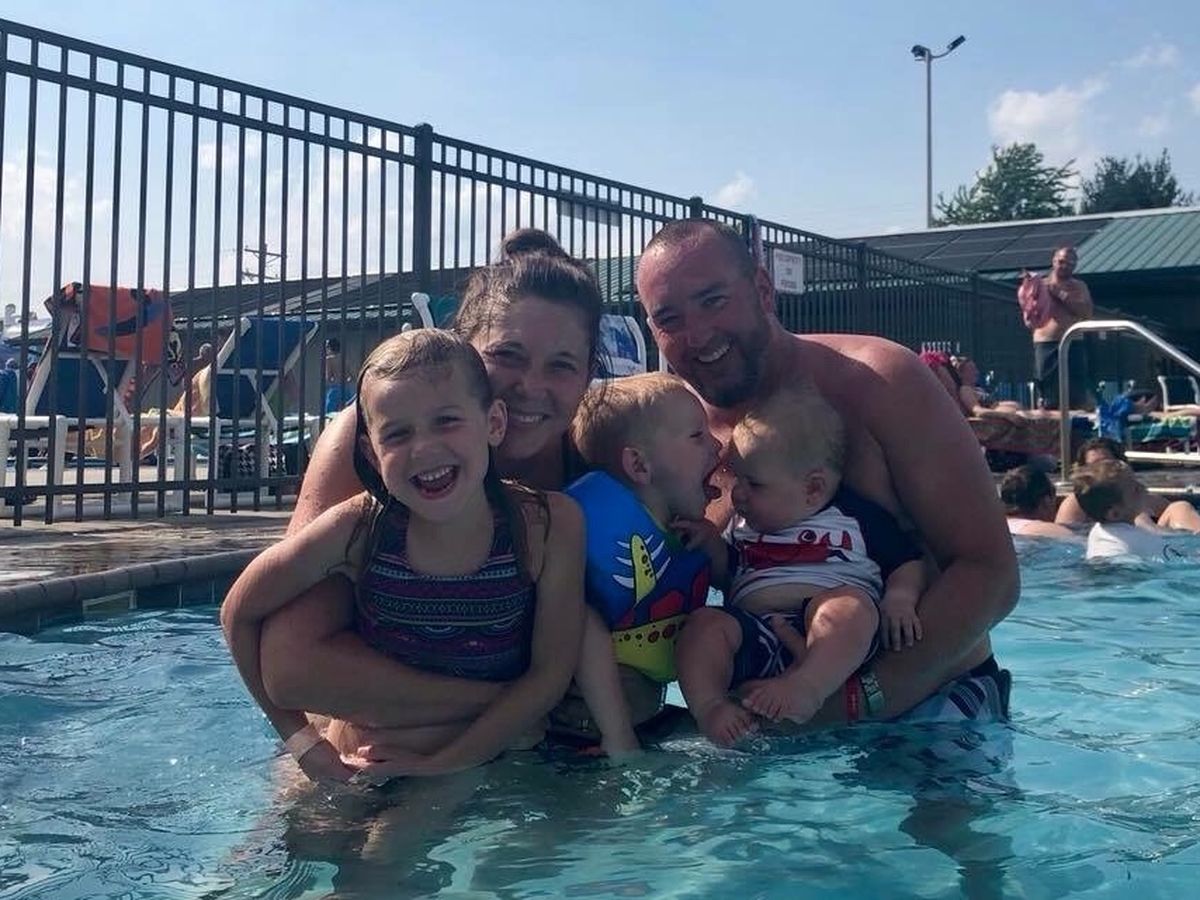 Chase's family campaign photo, 1 of 3