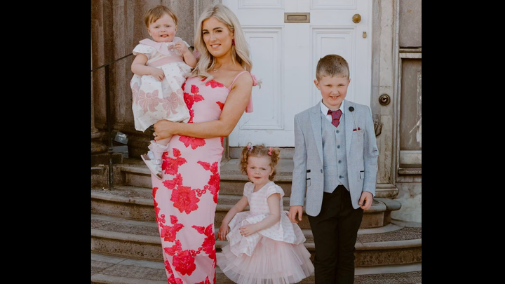 Please, if you can, help Caoimhe & her kids campaign photo, 1 of 3