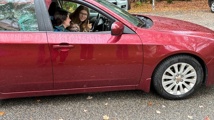 Help Penelope & Samantha Fix Frisbee the Subaru campaign photo, 1 of 3