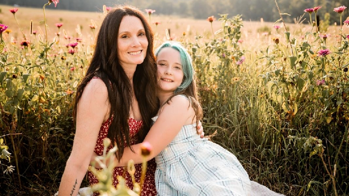 Help Sarah and her children stay together! campaign photo, 1 of 2