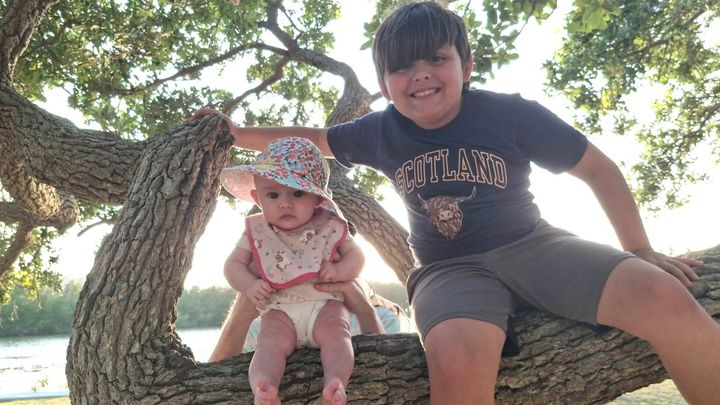 Help Donna’s Family with Diapers and School Needs campaign photo, 1 of 8