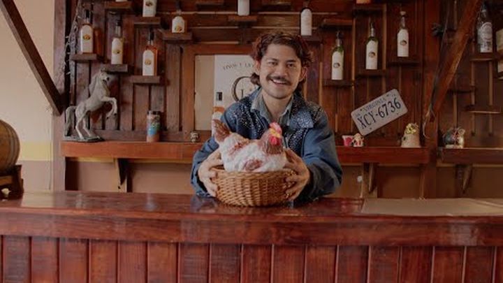 La gallina de Romelina, cortometraje xalapeño de tesis video thumbnail, 1 of 3