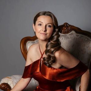 Jacqueline Ward - Soprano