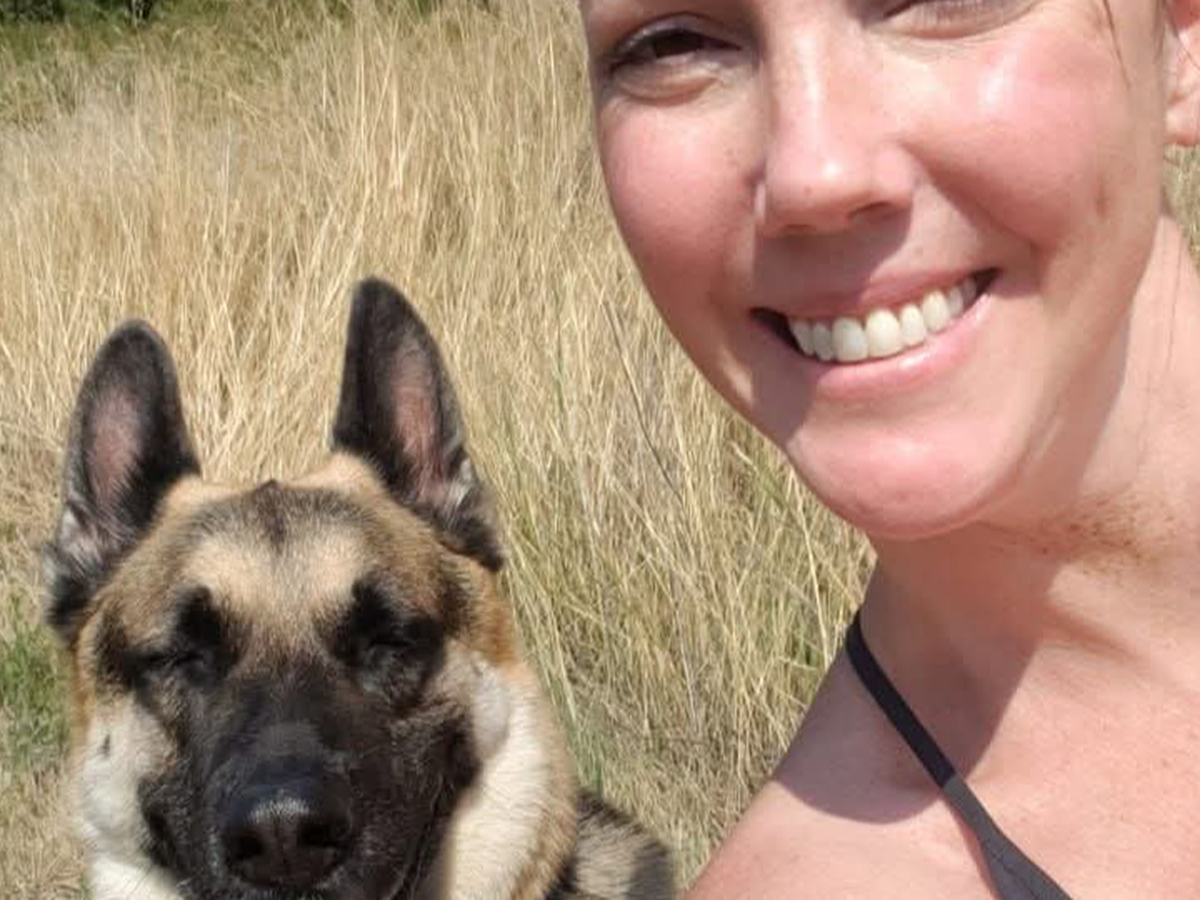 Help Amanda to secure a new home for Sebatian and herself campaign photo, 1 of 7