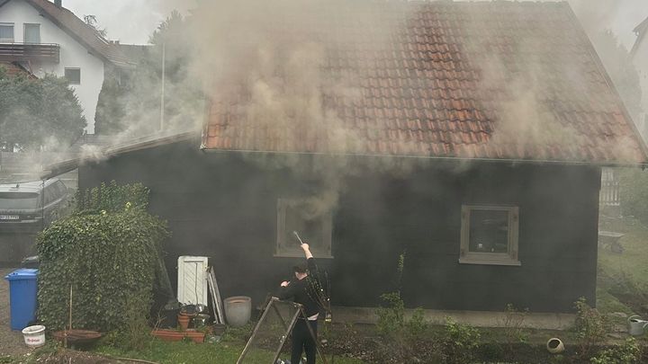 Brand zerstört Lebensgrundlage einer Familie aus Kaufbeuren campaign photo, 1 of 8