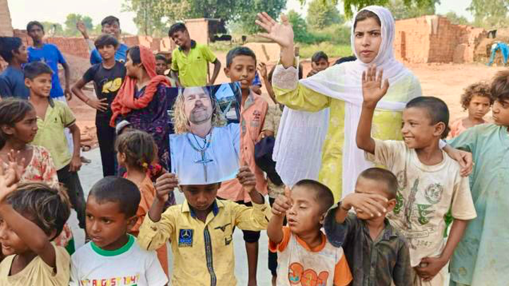 Support Rida Akbar's Mission to Feed Children campaign photo, 1 of 8