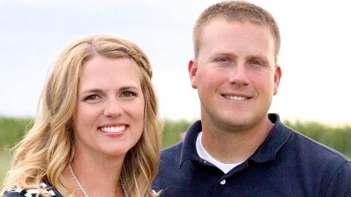 Support Aaron Everett's Family campaign photo, 1 of 8