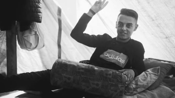 Donate to save Yasser and his family and help them survive campaign photo, 1 of 2