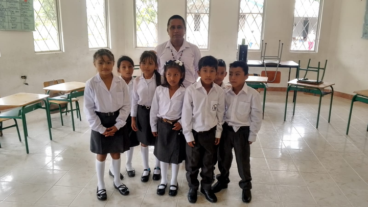 Internet für indigene Schule im ecuadorianischen #Regenwald campaign photo, 1 of 8