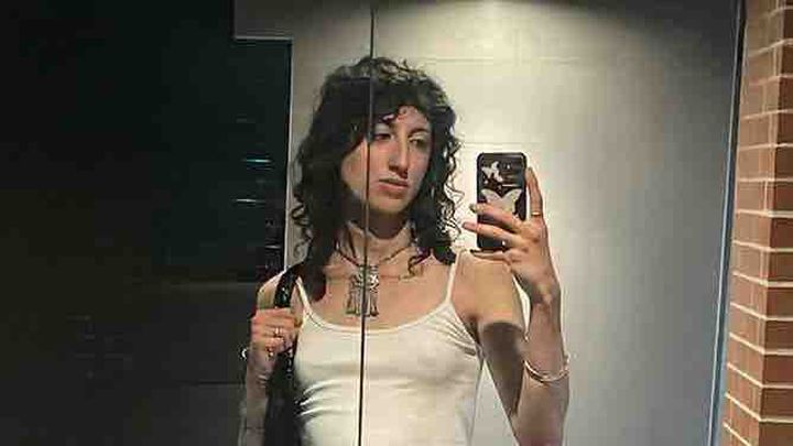 Support Trans refugee for her transition and costs campaign photo, 1 of 4