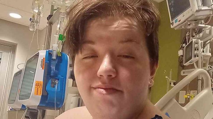 Help Illiam Elro's Family Relocate to Oregon for Safety campaign photo, 1 of 3