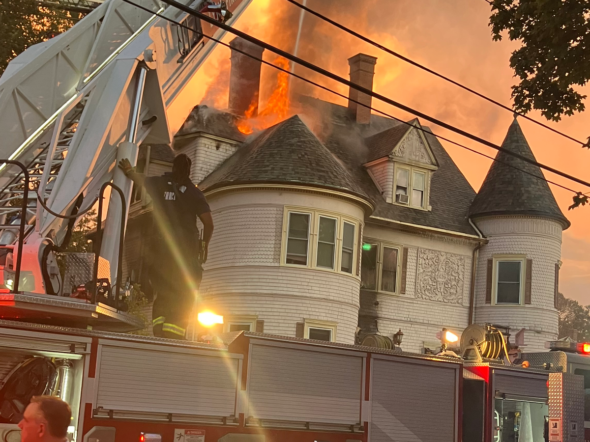 Help Julian and Lisa Rebuild After Devastating Fire campaign photo, 1 of 8