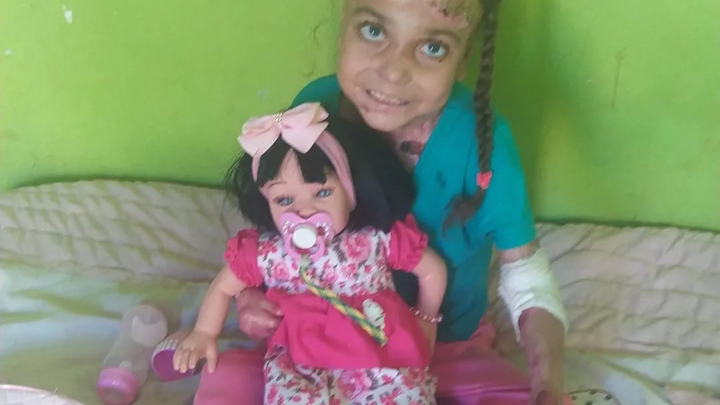 Support a Young Girl's Fight Against Rare Illness campaign photo, 1 of 6