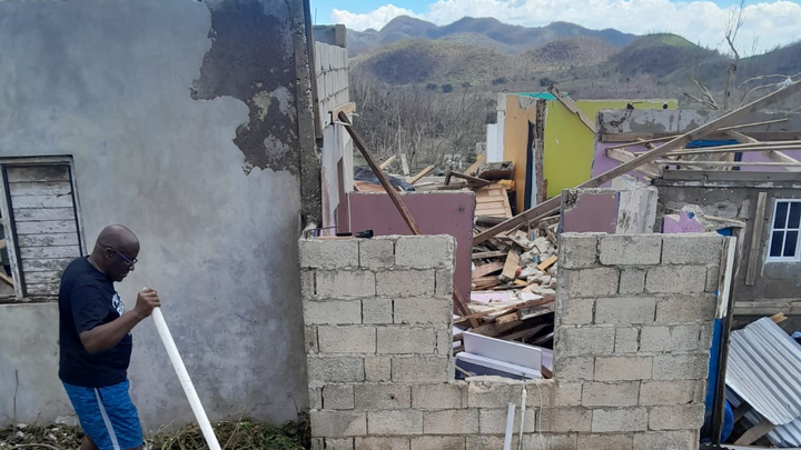 Help Annecia Banks' Family Rebuild After Hurricane campaign photo, 1 of 7