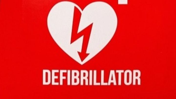 Defibrillator save lives campaign photo, 1 of 2
