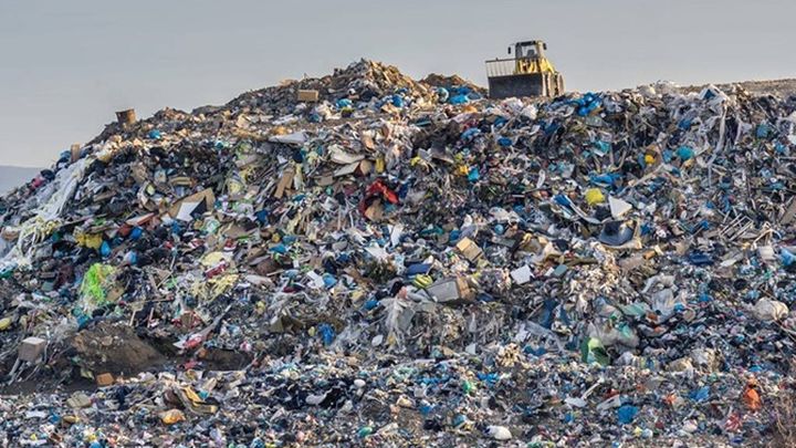Un altro round in tribunale, insieme possiamo farcela campaign photo, 1 of 3