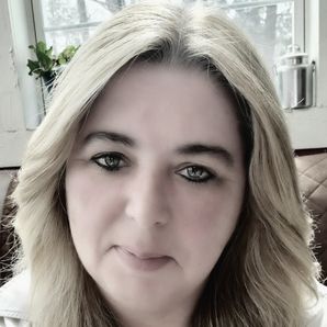Lisa Marshall