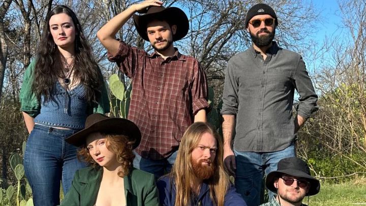 Help Bovine Get Home from Tour campaign photo, 1 of 8