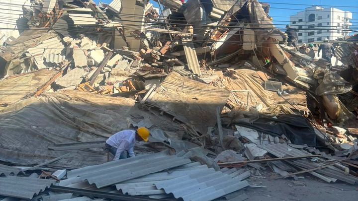 Help Rebuild Heidy’s Family Homes in Colombia postEarthquake campaign photo, 1 of 8