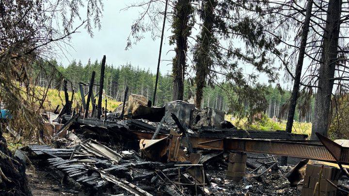 Fundraiser by Jessica Warmbo : Help Linda and Mick Rebuild After Fire