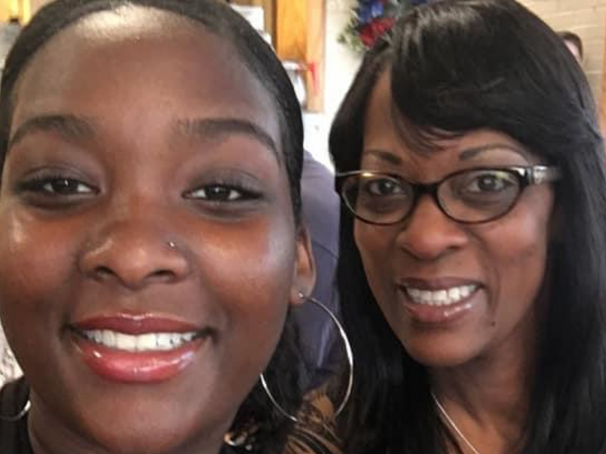 Fundraiser by Raynell Crook : Raynell’s college fund
