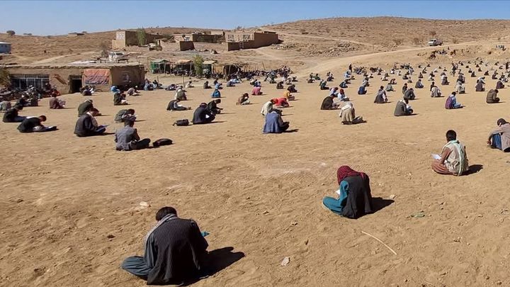 Bring Education to Waras, Bamyan – Support English Course campaign photo, 1 of 4