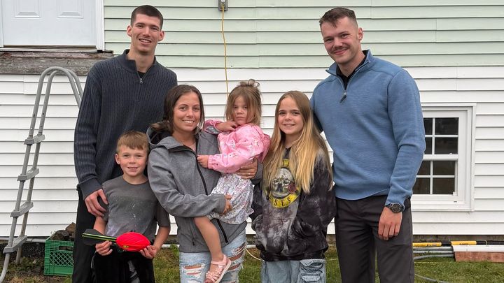 Help Sara’s family through an unimaginable loss campaign photo, 1 of 5