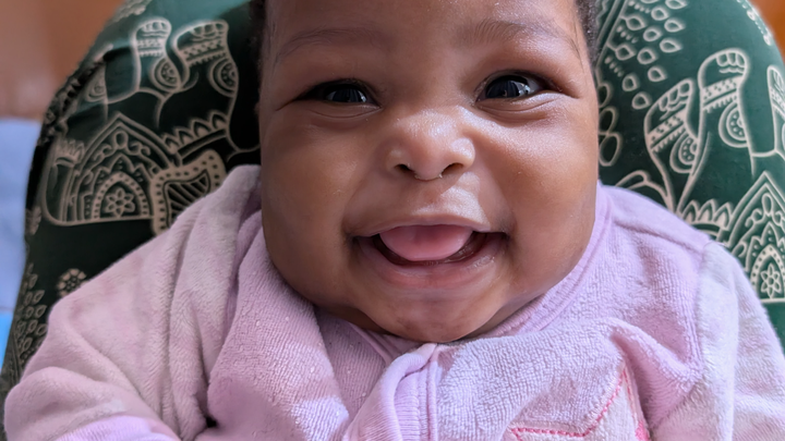 Help ons 10 babys voeden Childfirstbabyhome campaign photo, 1 of 8