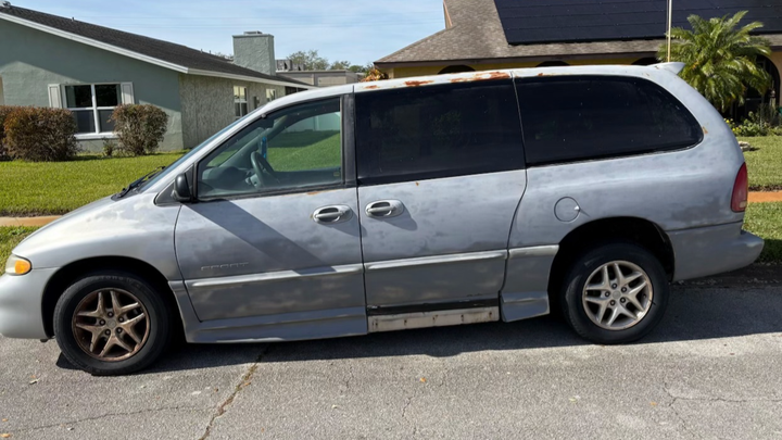 Help Shaun replace his 24-year old mobility van campaign photo, 1 of 3