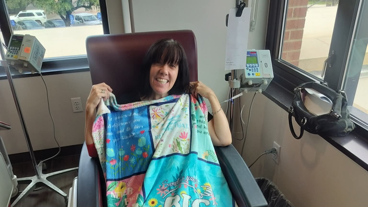 Help Tess with living expenses during cancer. campaign photo, 1 of 3