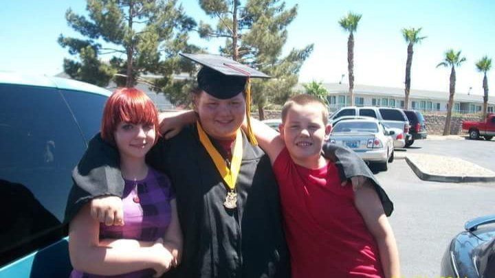 Help Jenifer with travel and funeral expenses campaign photo, 1 of 3