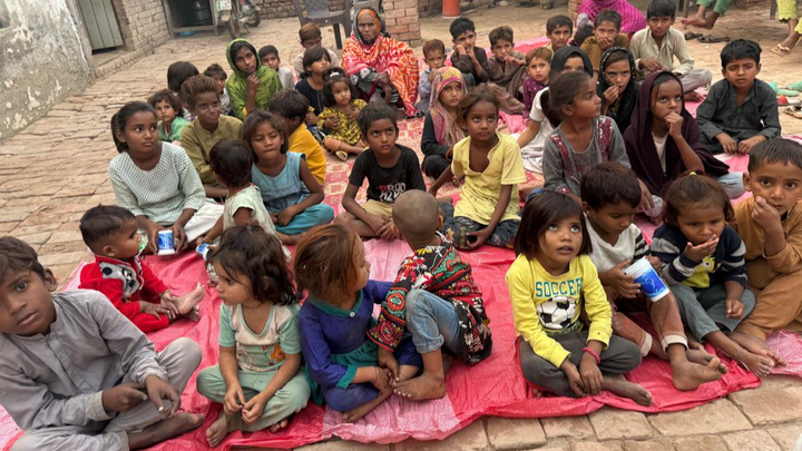 Need clothes,shoes and food for poor and needy in Pakistan campaign photo, 1 of 8