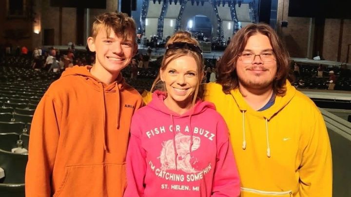Support Crystal and Her Boys After the Accident campaign photo, 1 of 5