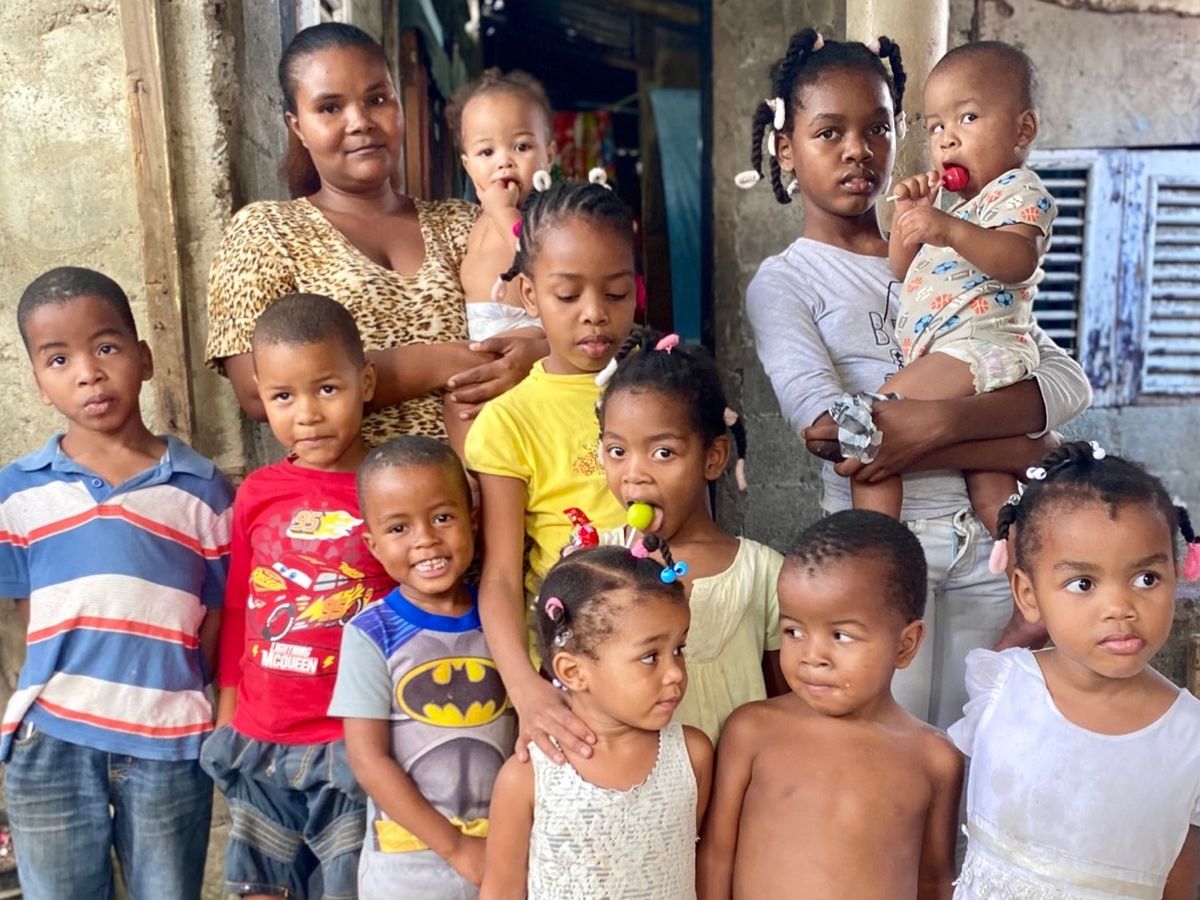 Fundraiser by Sophia Rosario : Feeding Family of Fifteen