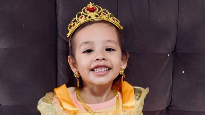 Help Emi's Family Through Her Cancer Treatment campaign photo, 1 of 3