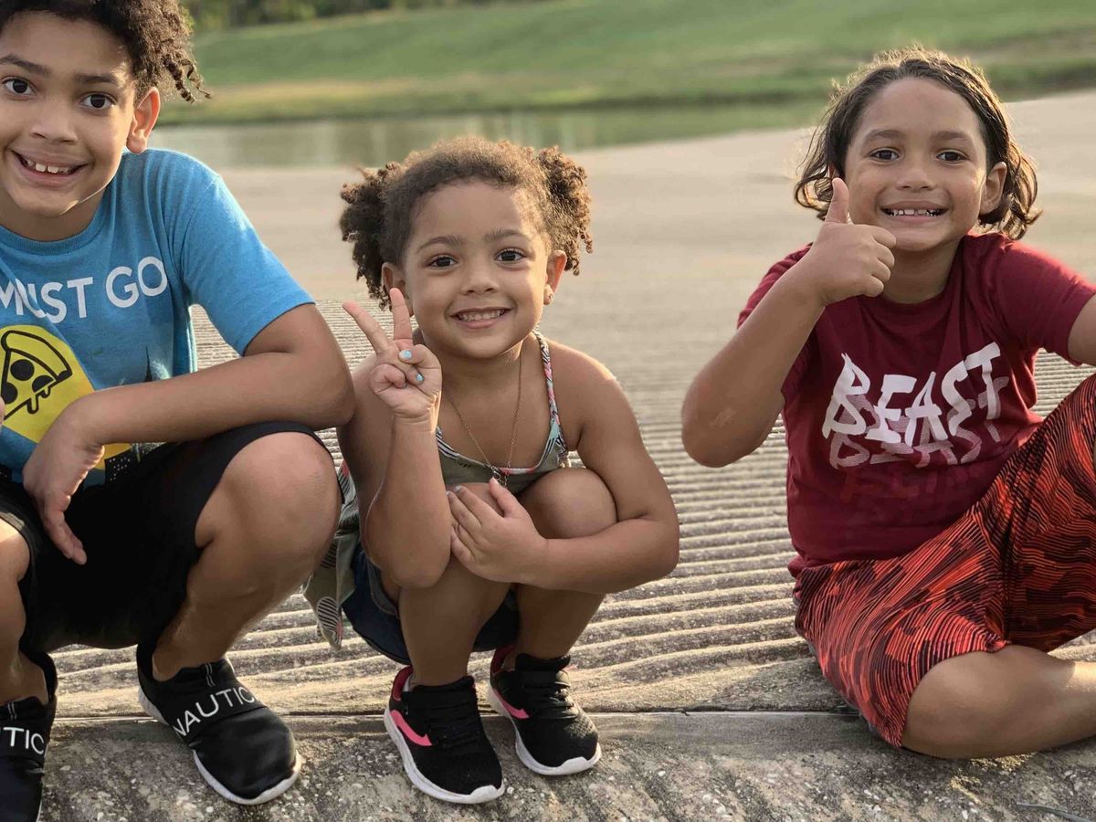 Family of 5 Recovering After House Fire campaign photo, 1 of 2