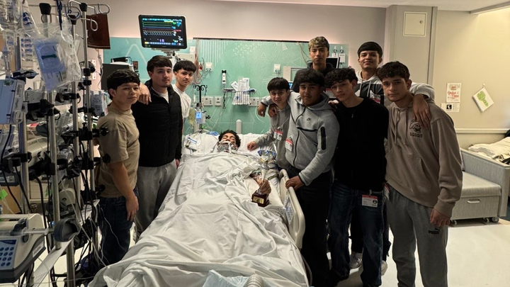 Help Javier's Parents with Medical Expenses campaign photo, 1 of 3