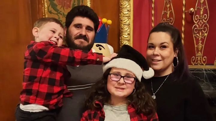 Donate to help Adam, Amber and their children. campaign photo, 1 of 2