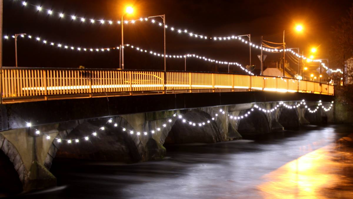 Ballisodare Christmas Street Lighting - Sponsor A Bulb campaign photo, 1 of 6