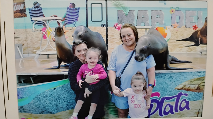 Support Jessica and Her Daughters' Fresh Start campaign photo, 1 of 3