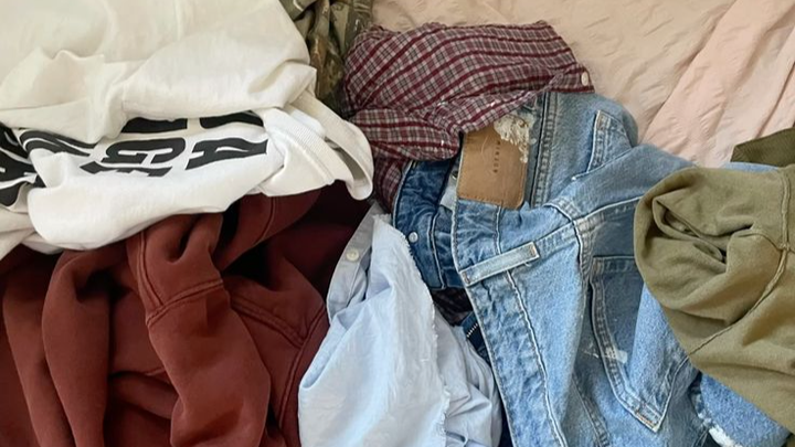 Donate to help a broke teen afford clothes and pads campaign photo, 1 of 3