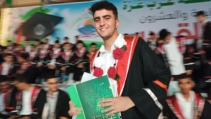Help Abood overcome the trauma and become an Engineer campaign photo, 1 of 3