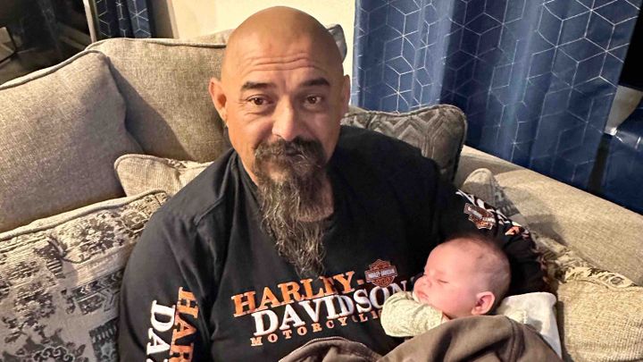 Help Austin Find His Dad and Care for His Family campaign photo, 1 of 8