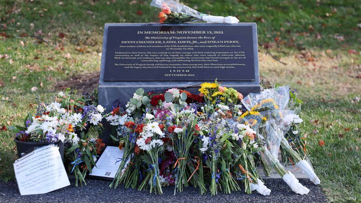 The Dogwood Tree x UVA Strong Flower Donations campaign photo, 1 of 3