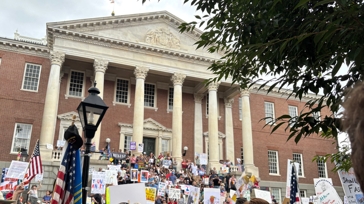 Snacks For Democracy: Free Water and Snacks for Protestors campaign photo, 1 of 3