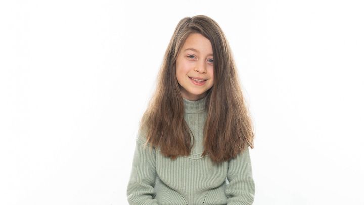 Help Merel Fight Cancer – Donate Now for a Special Hair Band from her Own Hair