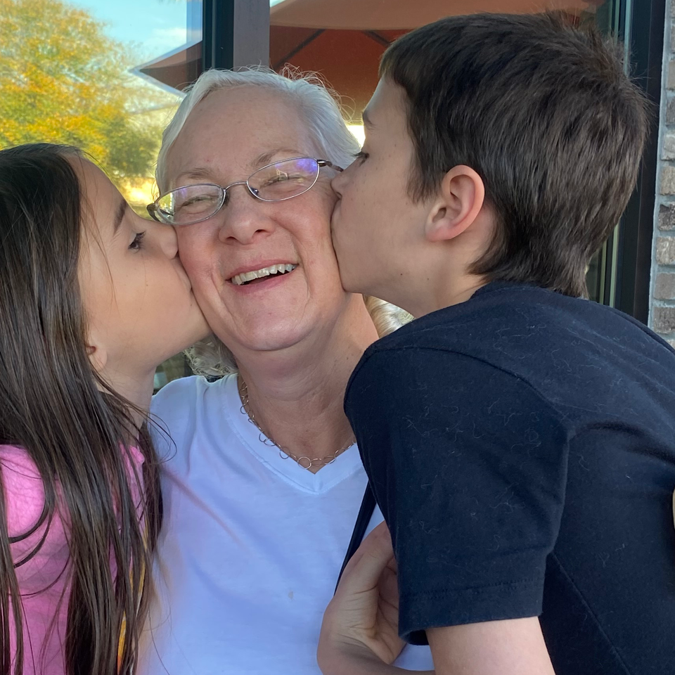 Help my selfless mom get a car that she desperately needs