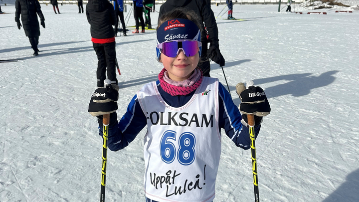 Stötta Elsa i sin skidsatsning campaign photo, 1 of 3