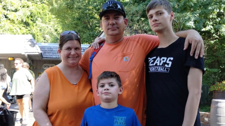 Support for Royce, Trevor and Carson after Lindsey’s passing campaign photo, 1 of 3