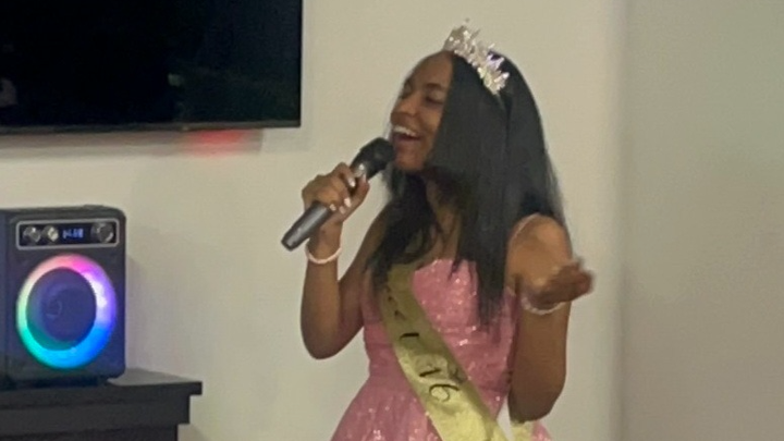 Help Kiana Sing at Disney: Support Her Dream campaign photo, 1 of 6